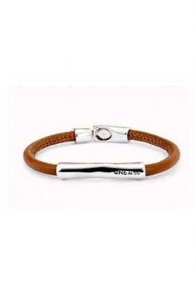 Pulsera cuero camel con tubo bañada en plata de ley